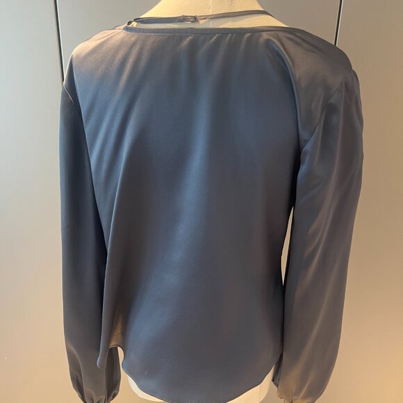 Cinq a Sept - Picture 2 of 4